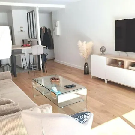 Parc Monceau Champs Elysees Apartment *